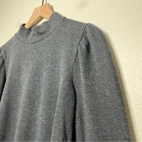 Madewell Women Sweatshirt‎ Medium Gray Plush Mockneck Puff-Sleeve Top - Picture 3 of 8